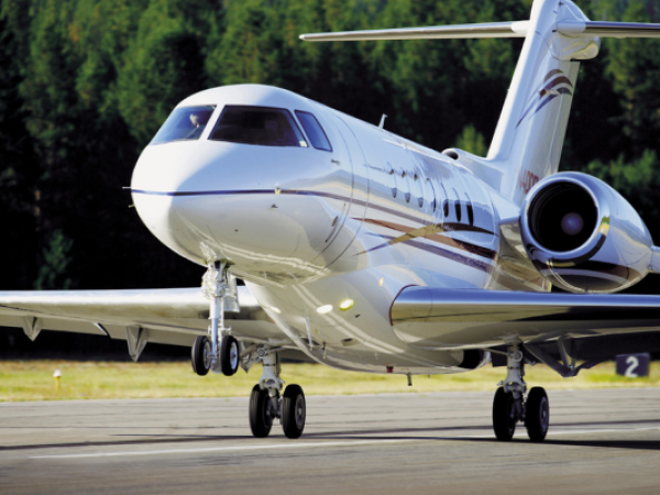 Hawker 4000