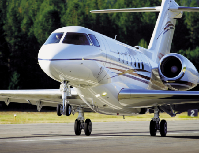 Hawker 4000